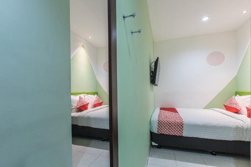 Ichiza Room Redpartner Yakarta Exterior foto